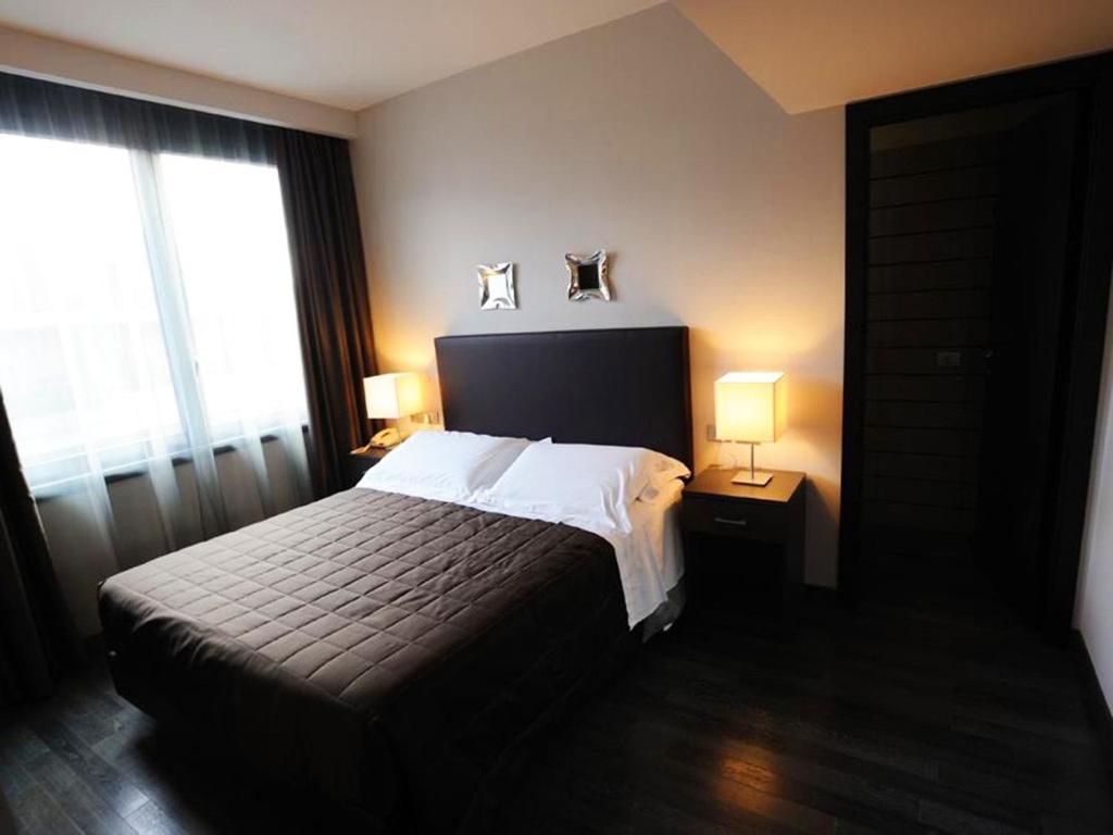 Park Hotel Sporting Teramo Exteriör bild