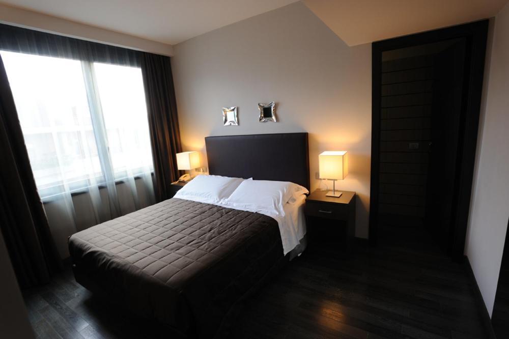 Park Hotel Sporting Teramo Exteriör bild